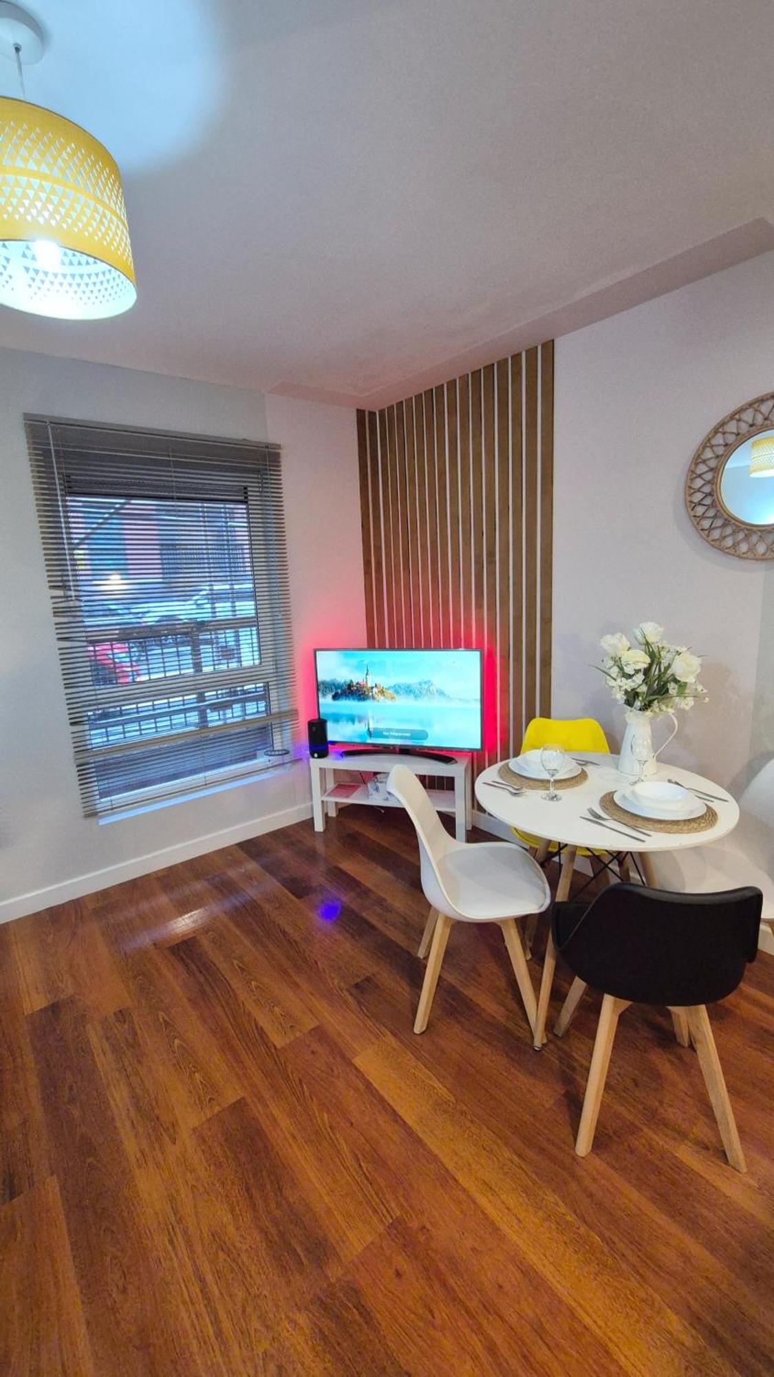 Cozy 1 Bedroom Apartment, Center, Free Wifi